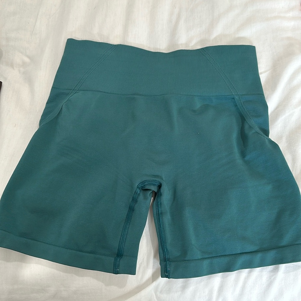 Oner active effortless seamless shorts